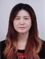 이윤정 사진